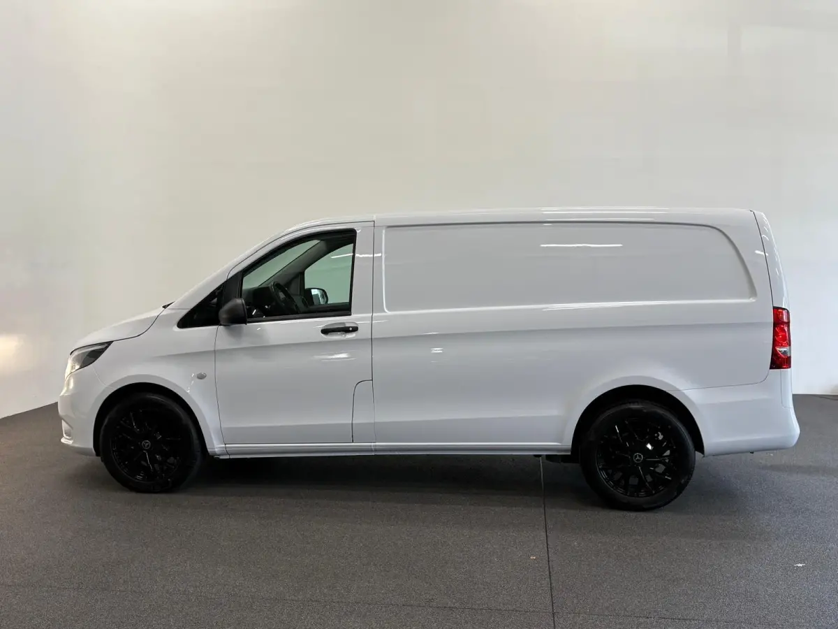 110 CDI Lang Airco Bluetooth App-connect trekhaak