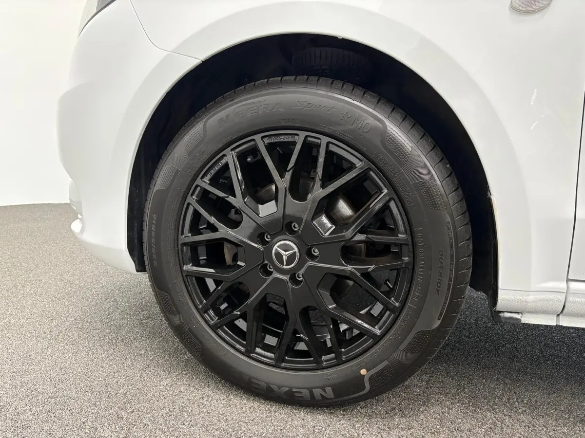 110 CDI Lang Airco Bluetooth App-connect trekhaak