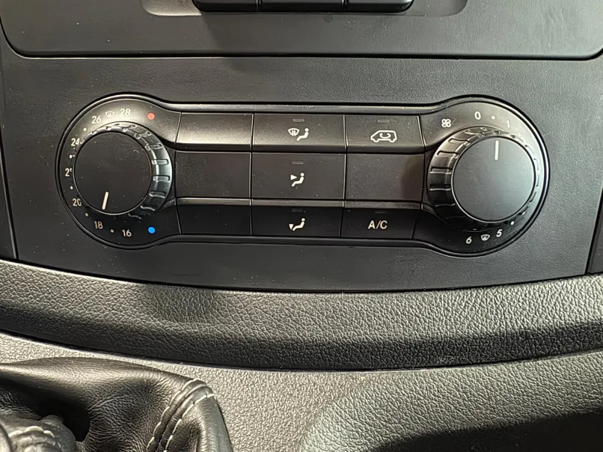 110 CDI Lang Airco Bluetooth App-connect trekhaak