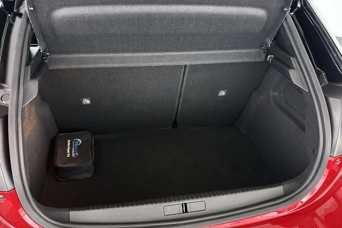 1.2 Turbo Hybrid GS Achteruitrijcamera 17" Apple CarPlay
