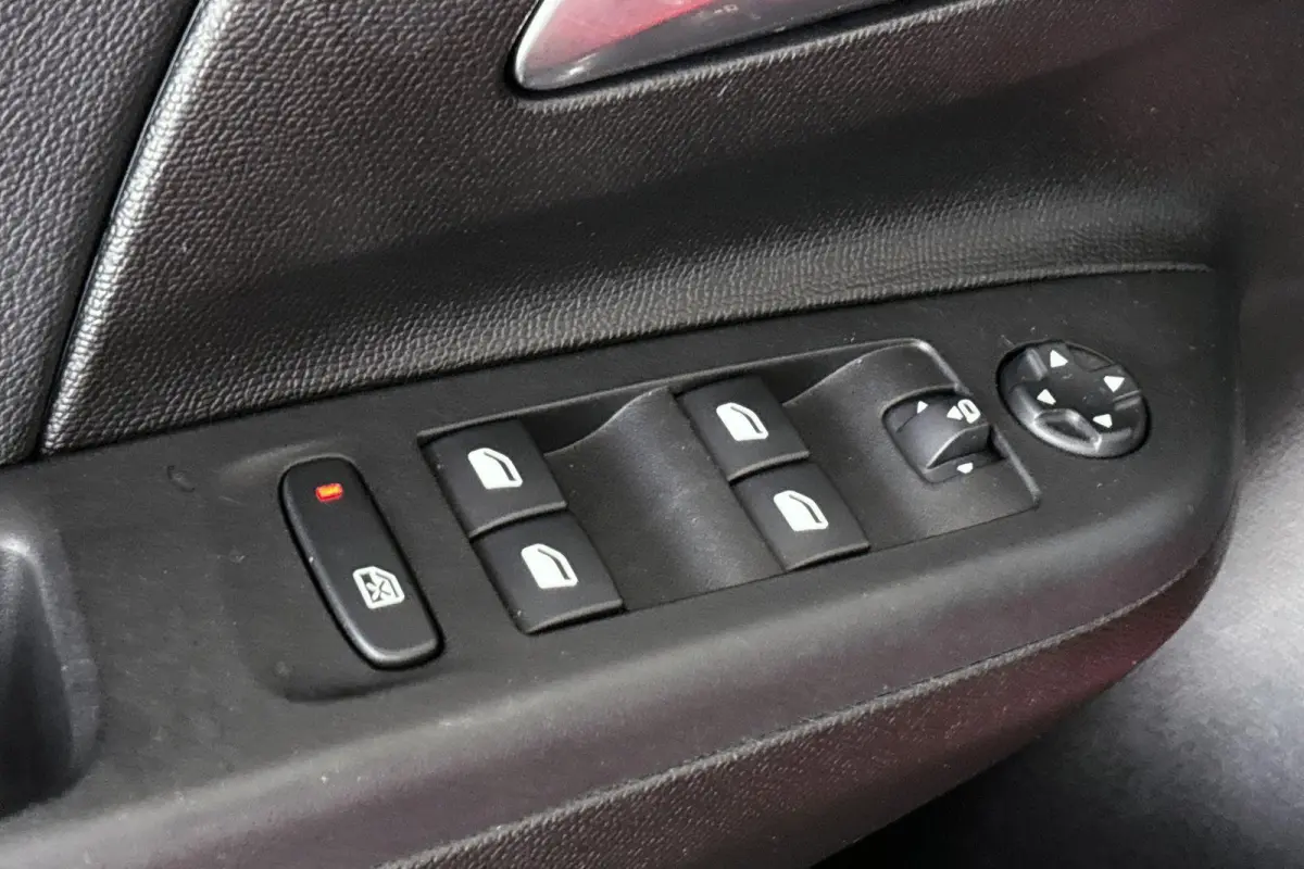 1.2 Turbo Hybrid GS Achteruitrijcamera 17" Apple CarPlay
