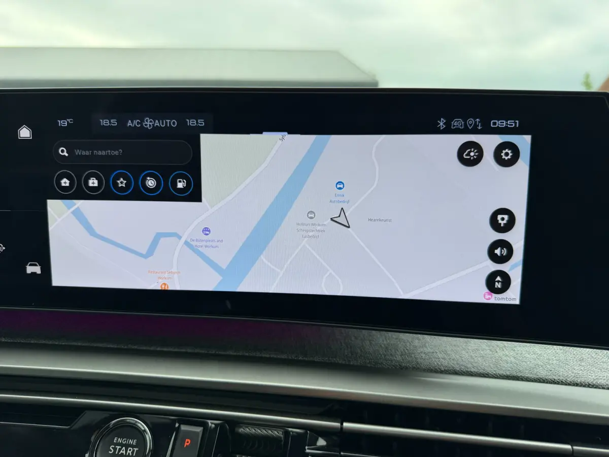1.2 Hybrid 136 Allure 7p/ 360CAM / Trekhaak / Nieuwstaat !.