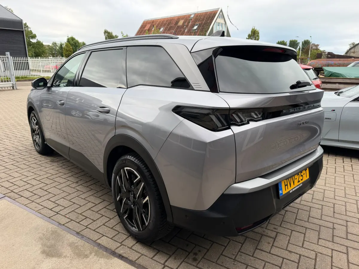 1.2 Hybrid 136 Allure 7p/ 360CAM / Trekhaak / Nieuwstaat !.