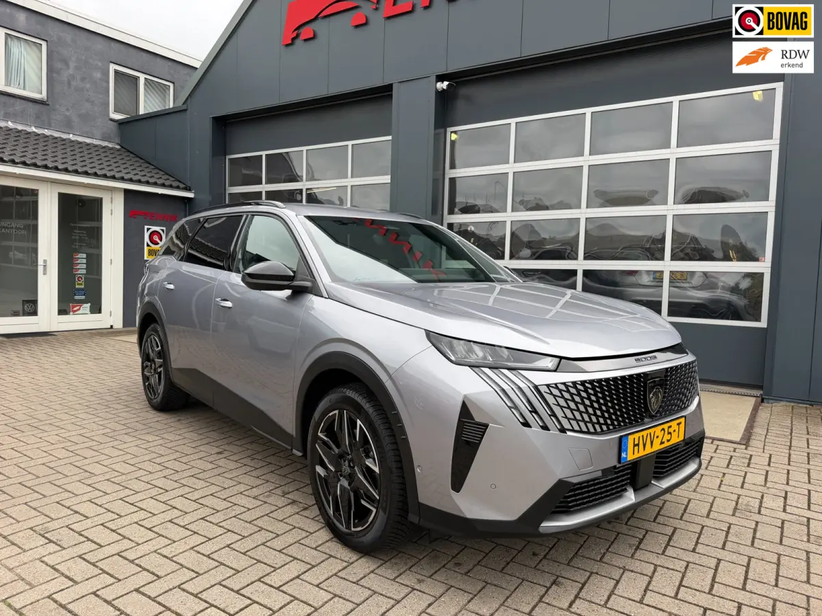 1.2 Hybrid 136 Allure 7p/ 360CAM / Trekhaak / Nieuwstaat !.