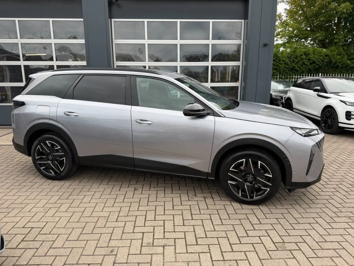 1.2 Hybrid 136 Allure 7p/ 360CAM / Trekhaak / Nieuwstaat !.