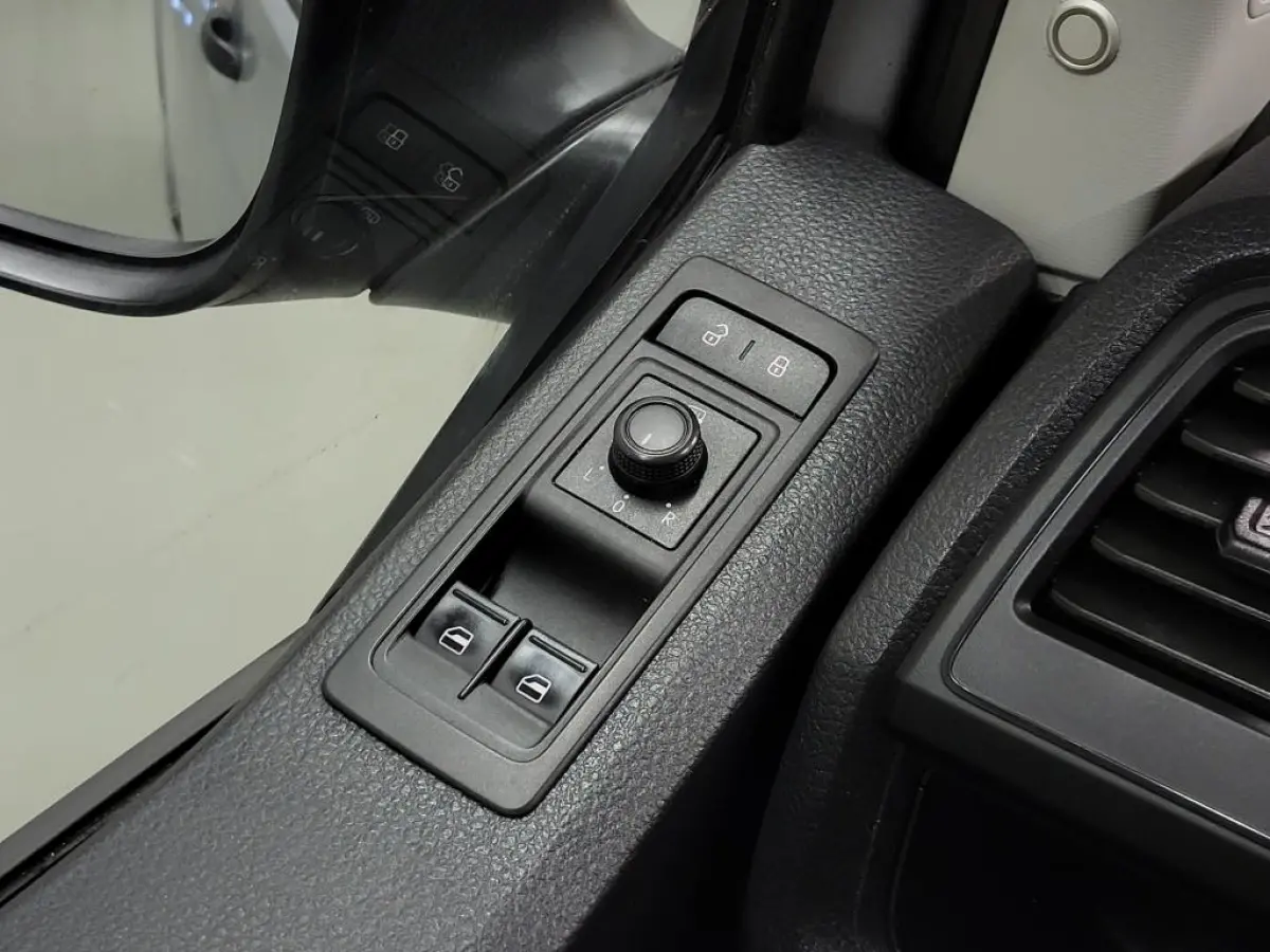 2.0TSI 150pk MARGE! L2/H1 Trekhaak Benzine!