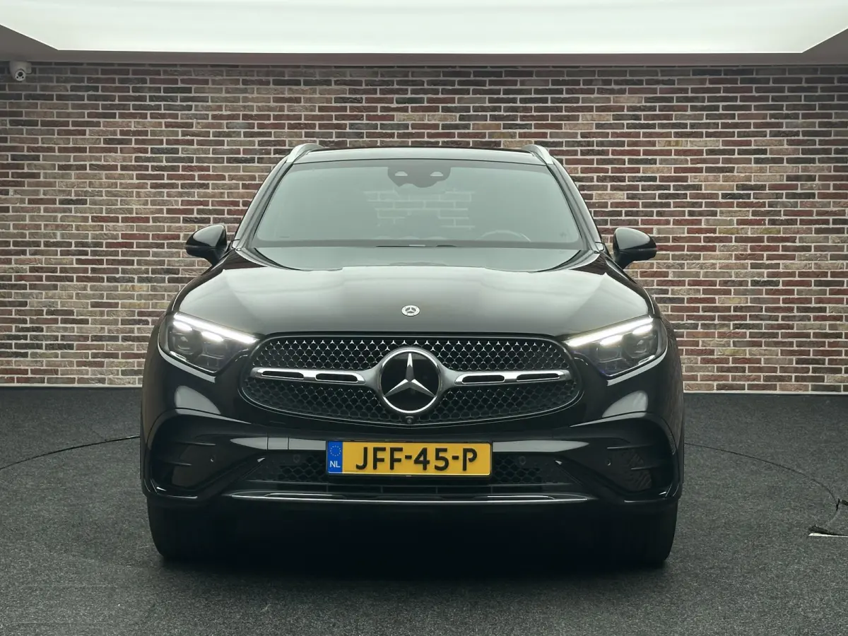 4MATIC AMG Line AIRMATIC BURMESTER