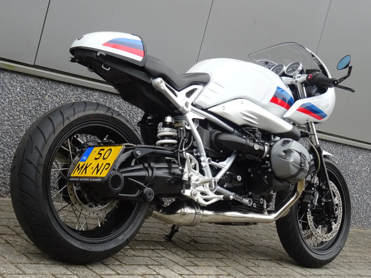 RACER