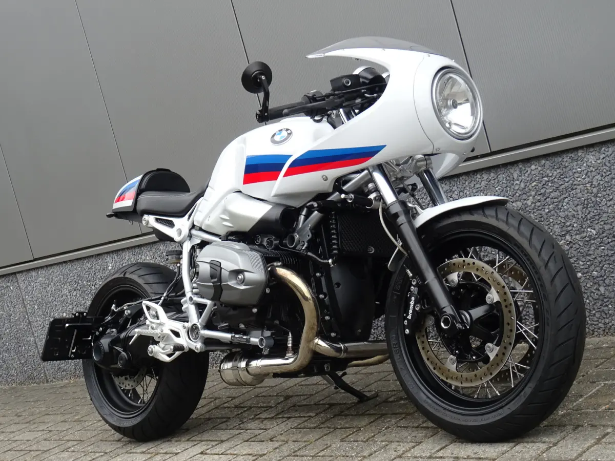 RACER