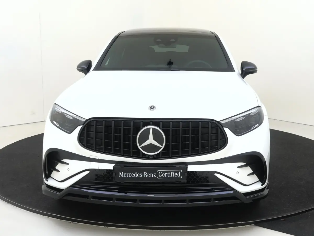 400e 4MATIC AMG Line / Premium Plus/ 43 AMG Uitgevoerd/ AIRMATIC/ Achterasbesturing/ Burmester/ Winter Pack/ Rijassistentiepakket/ El. Trekhaak/ Zéér compleet!