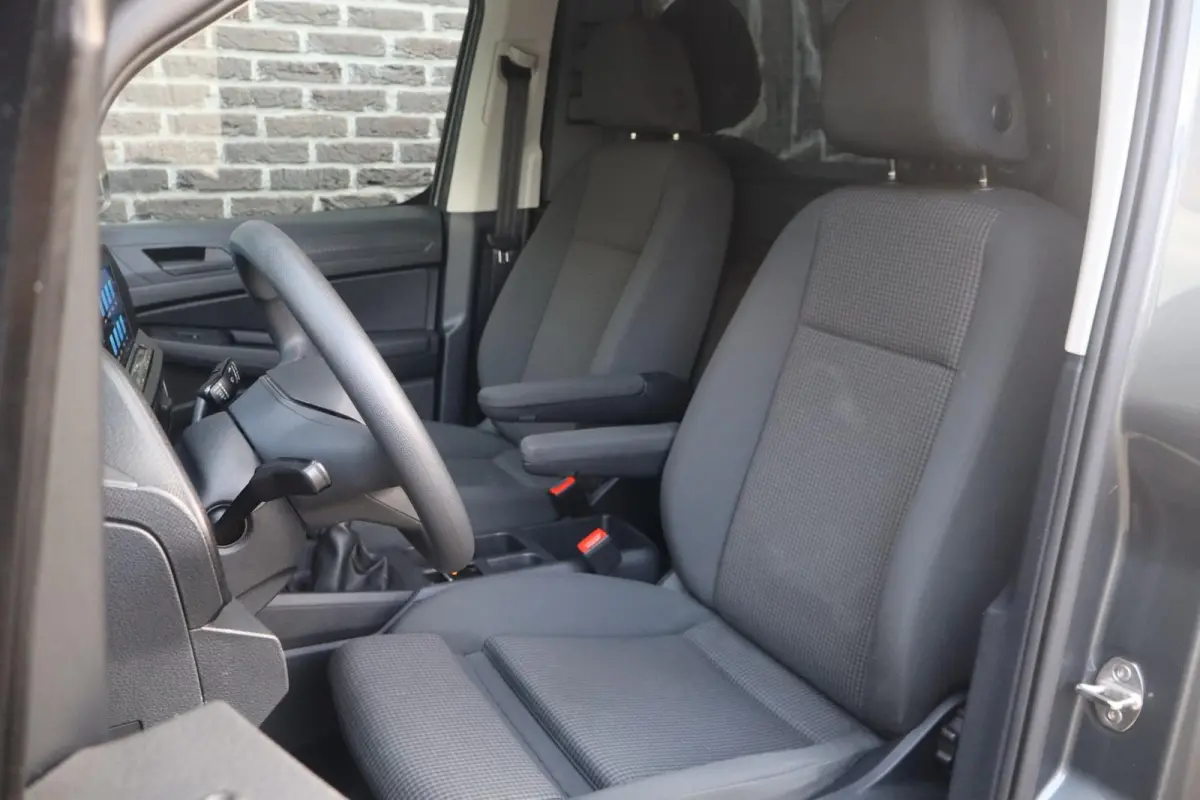 Maxi 2.0 TDI 102pk Comfort | Trekhaak | Climatronic | Imperiaal | App Connect