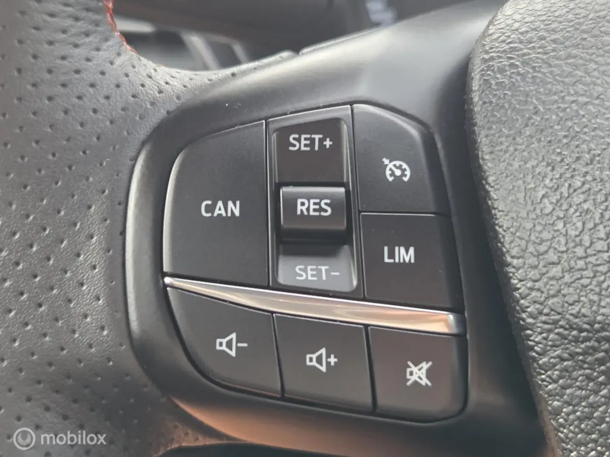 1.0 EcoBoost ST-Line Appel Car Play