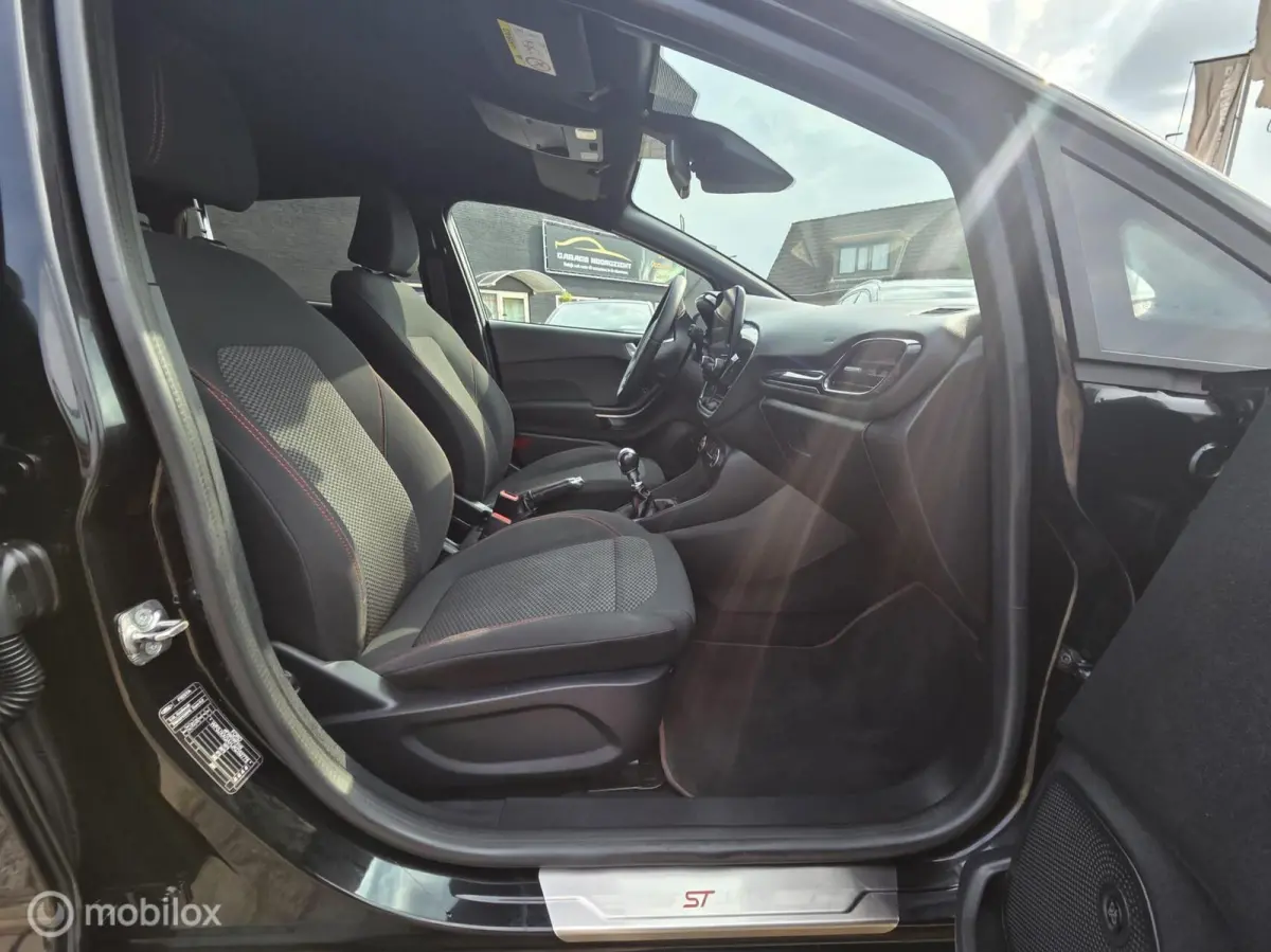 1.0 EcoBoost ST-Line Appel Car Play