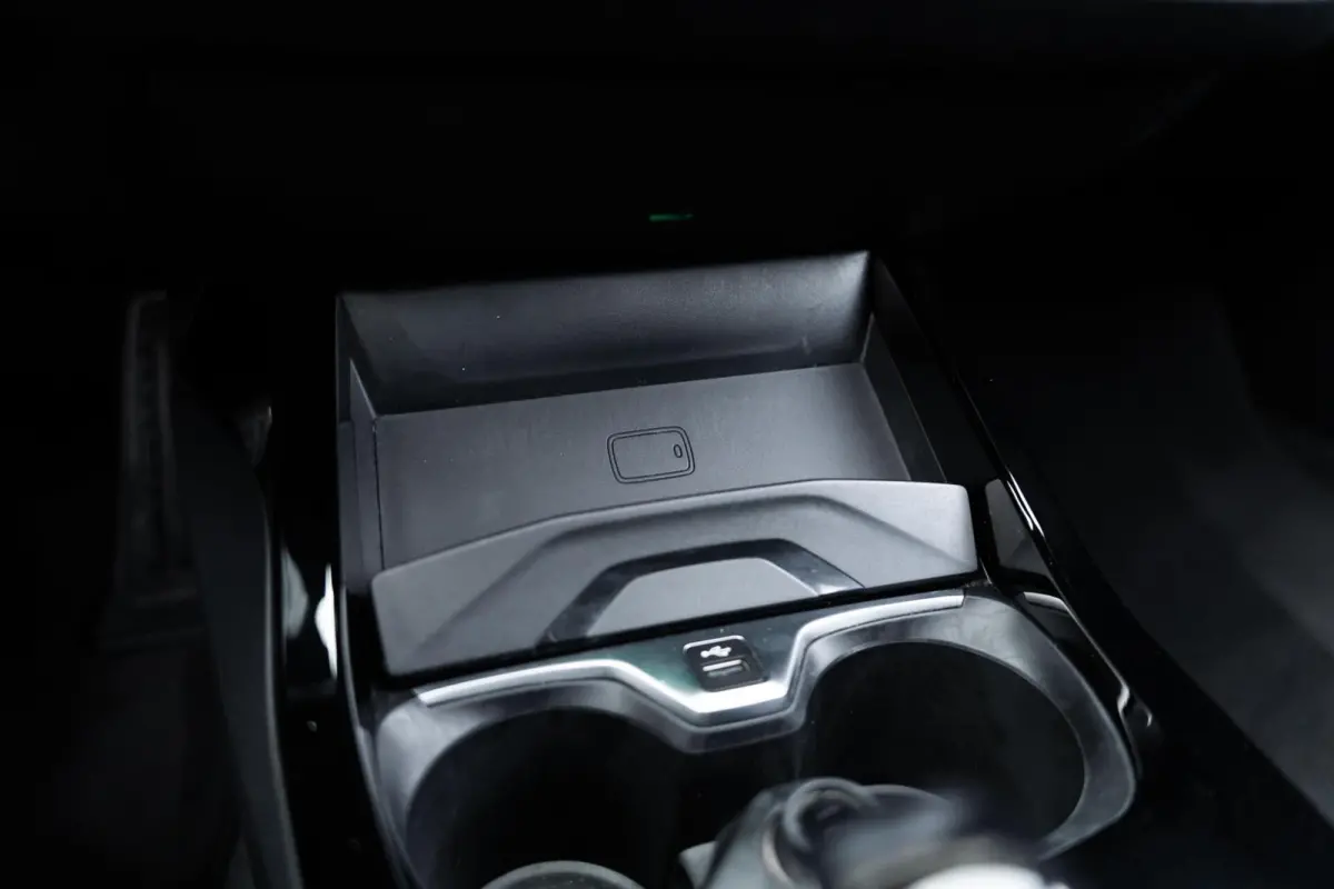 M135i xDrive High Executive Pano HUD HK Vol