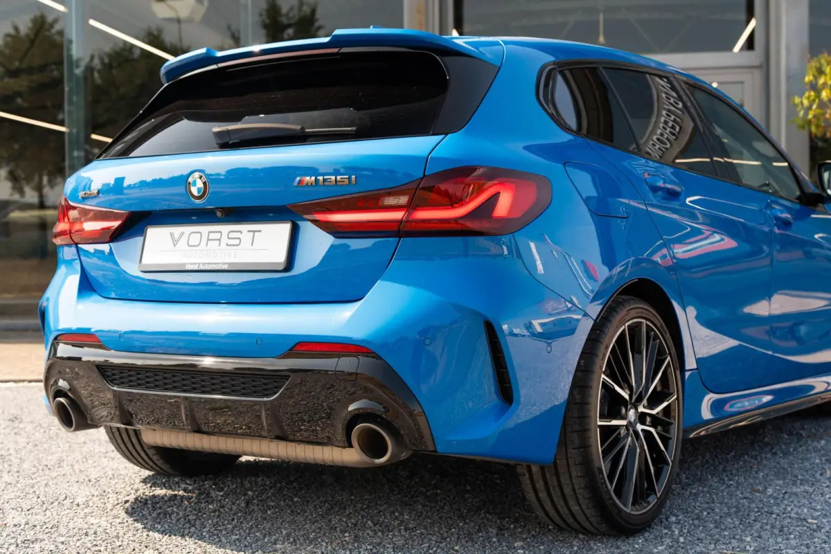 M135i xDrive High Executive Pano HUD HK Vol