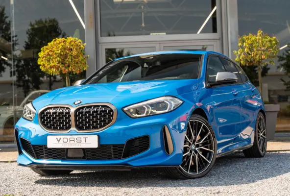 M135i xDrive High Executive Pano HUD HK Vol