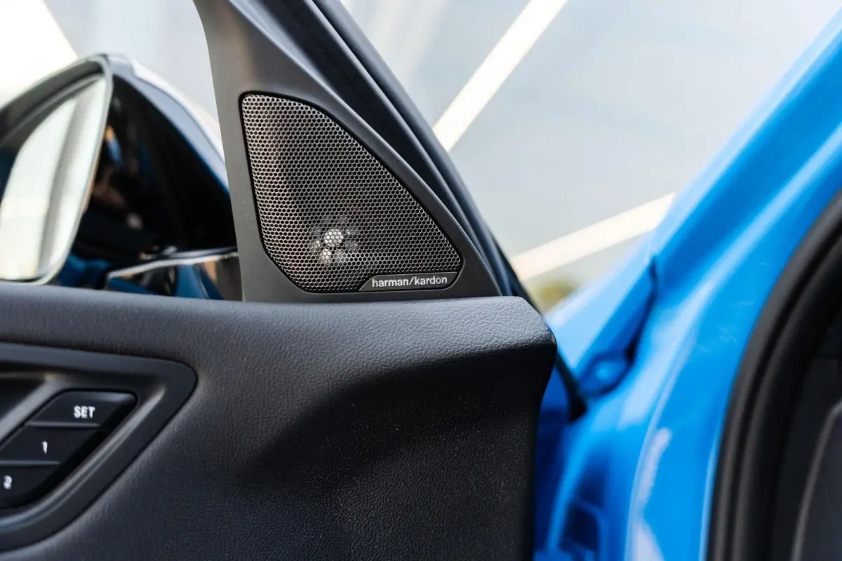 M135i xDrive High Executive Pano HUD HK Vol