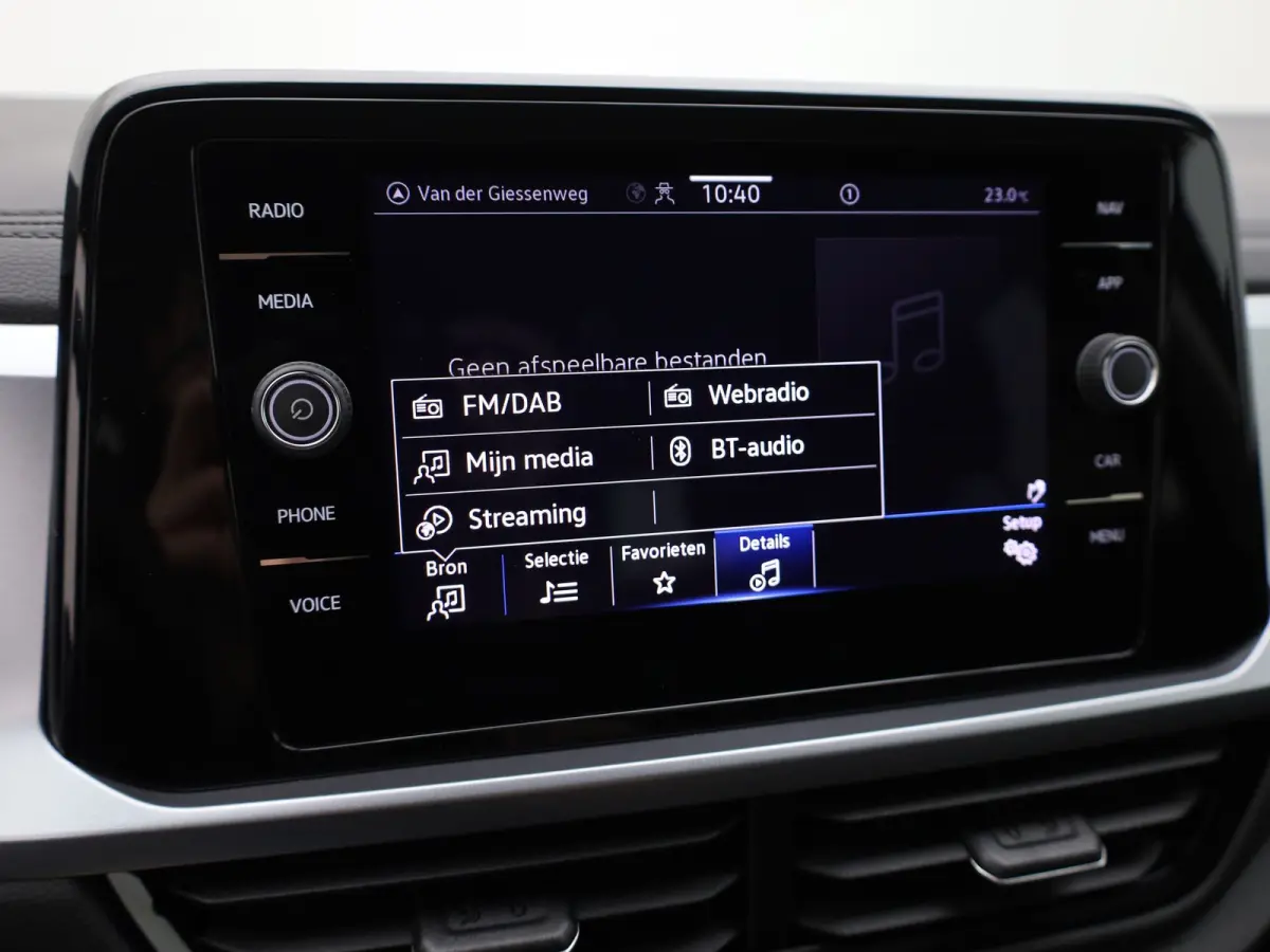 1.0 TSI Life Business | Stoelverwarming | Allseason banden | Prijs Rijklaar!!