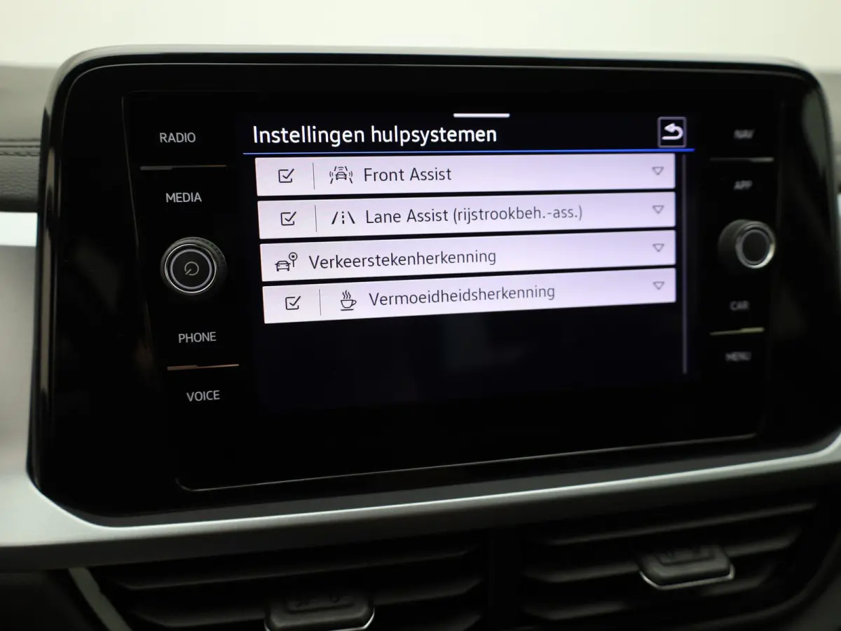 1.0 TSI Life Business | Stoelverwarming | Allseason banden | Prijs Rijklaar!!