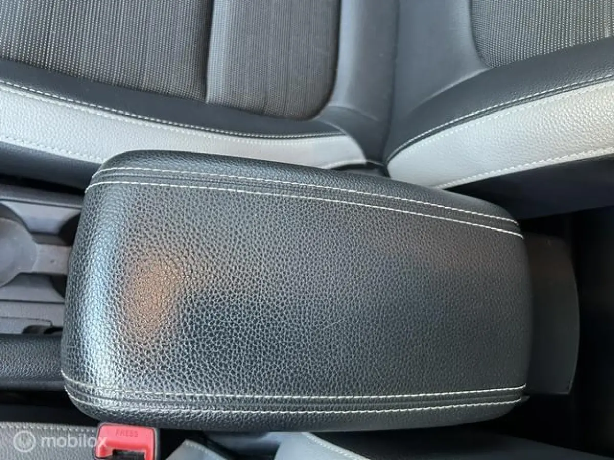 1.0 T-GDI MHEV DynamicPlusLine * NAVI * CAMERA *