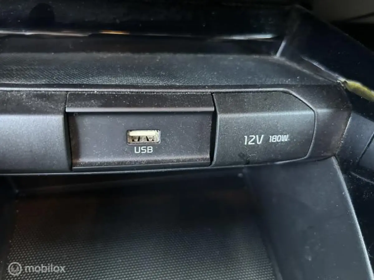 1.0 T-GDI MHEV DynamicPlusLine * NAVI * CAMERA *