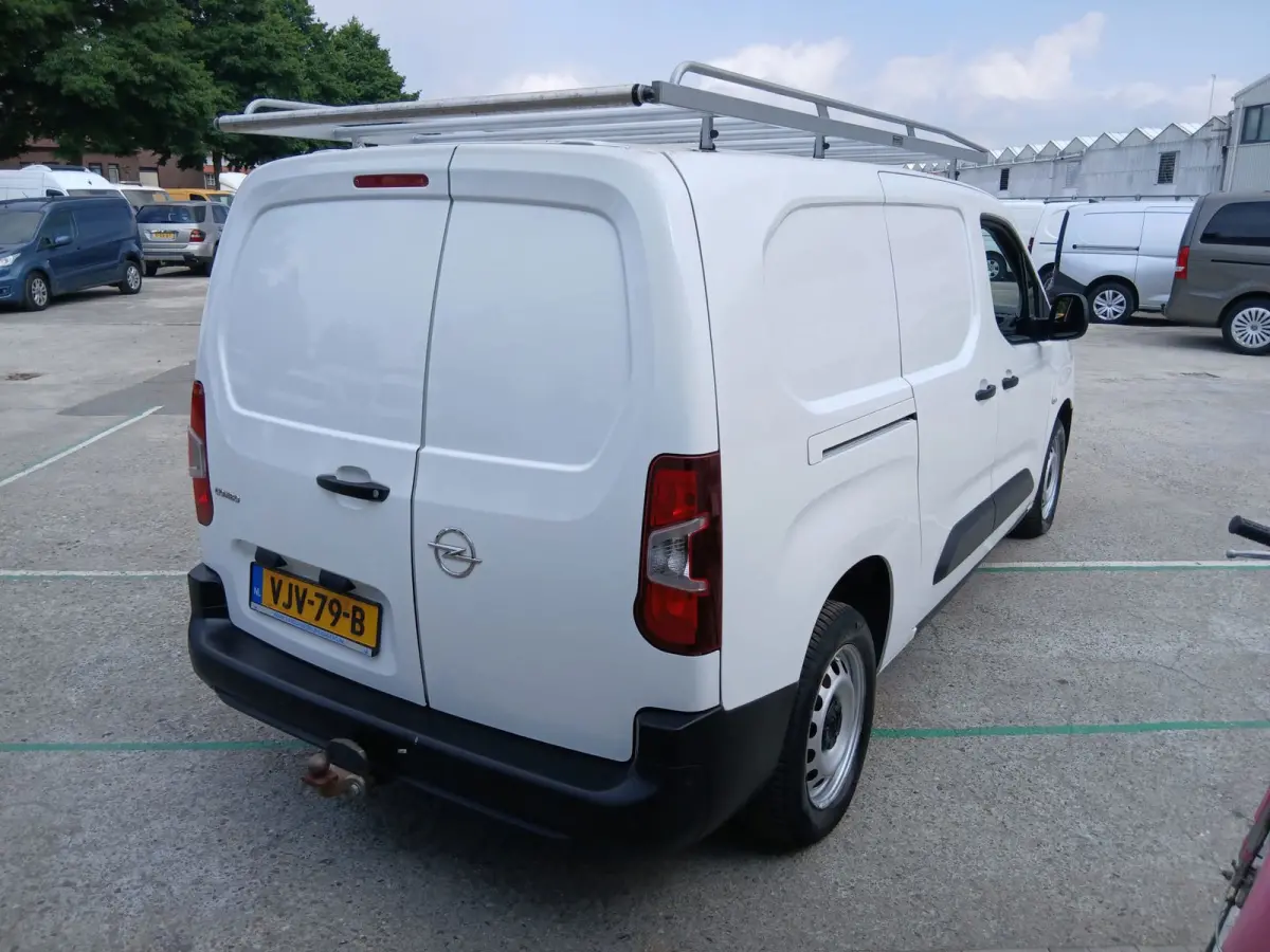 1.5D L2H1 Edition/airco /trekhaak