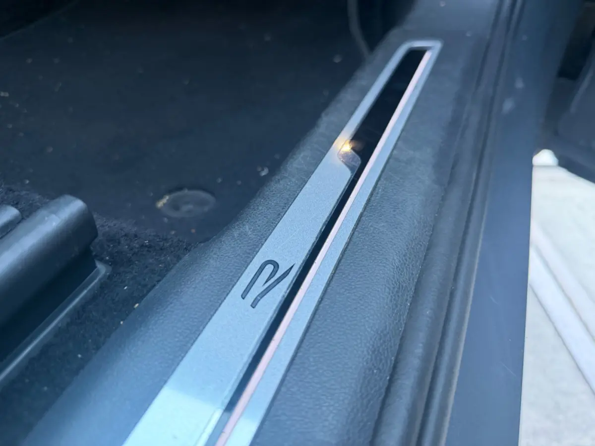 1.4 TSI eHybrid R-Line Black edition | IQ | 360 | keyless | Pano| Head up | Carplay | Half leder/alcantara