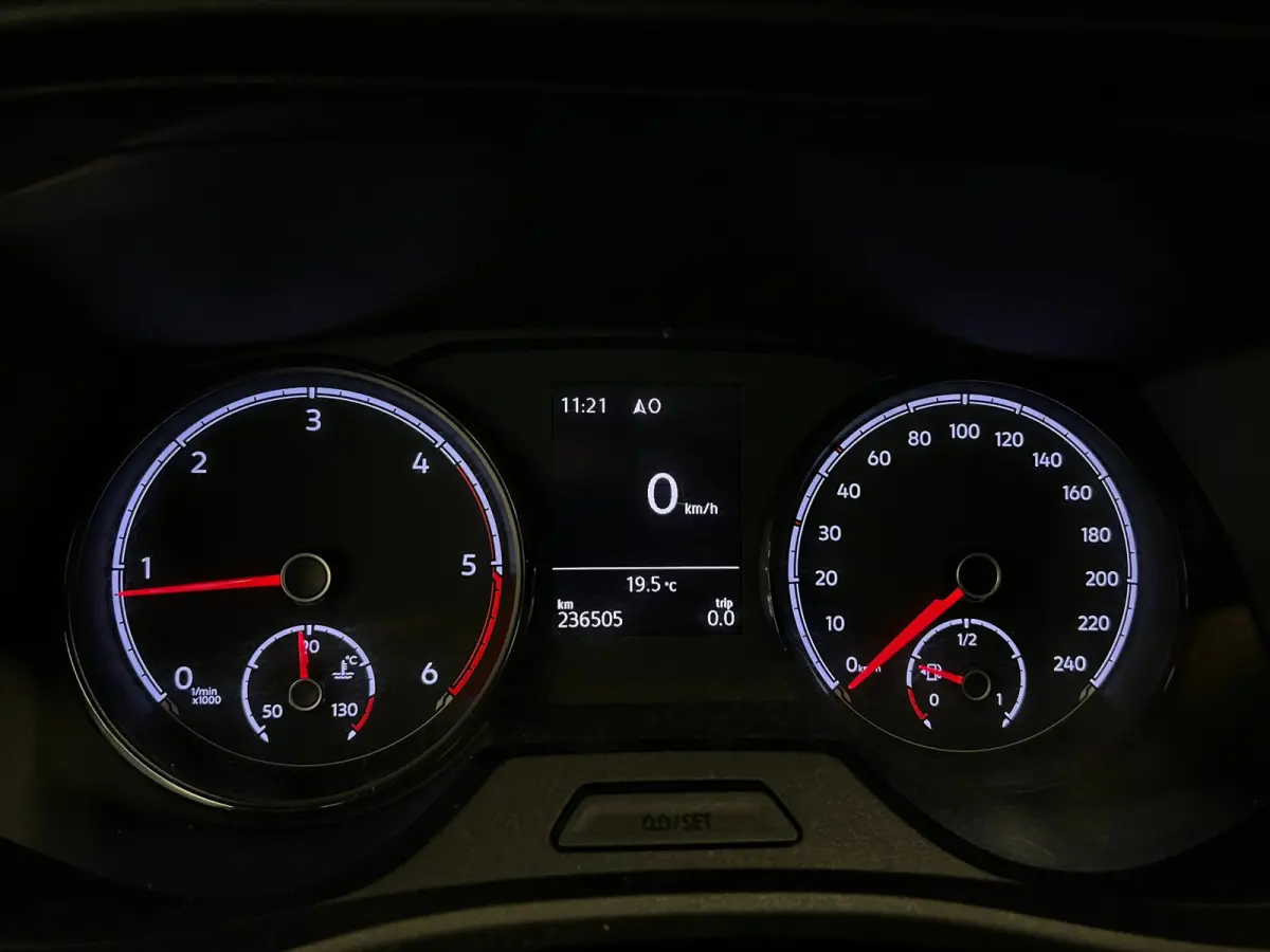 2.0 TDI Dub. Cabine / 5-pers / NL-auto / CarPlay