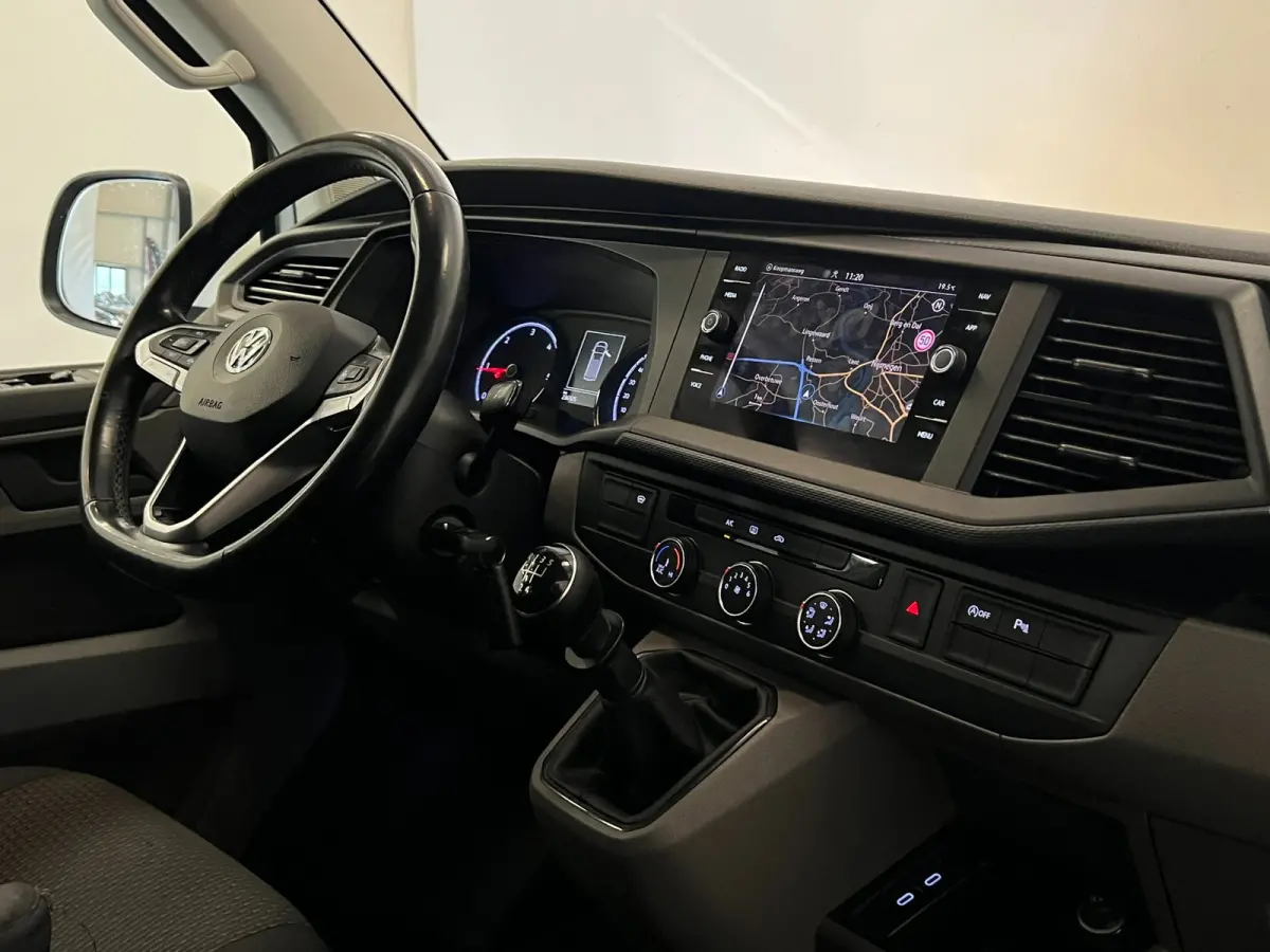 2.0 TDI Dub. Cabine / 5-pers / NL-auto / CarPlay