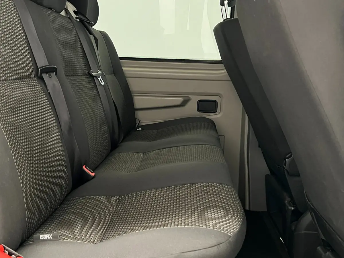 2.0 TDI Dub. Cabine / 5-pers / NL-auto / CarPlay