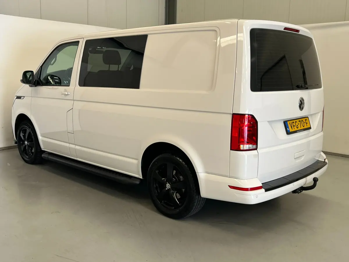 2.0 TDI Dub. Cabine / 5-pers / NL-auto / CarPlay