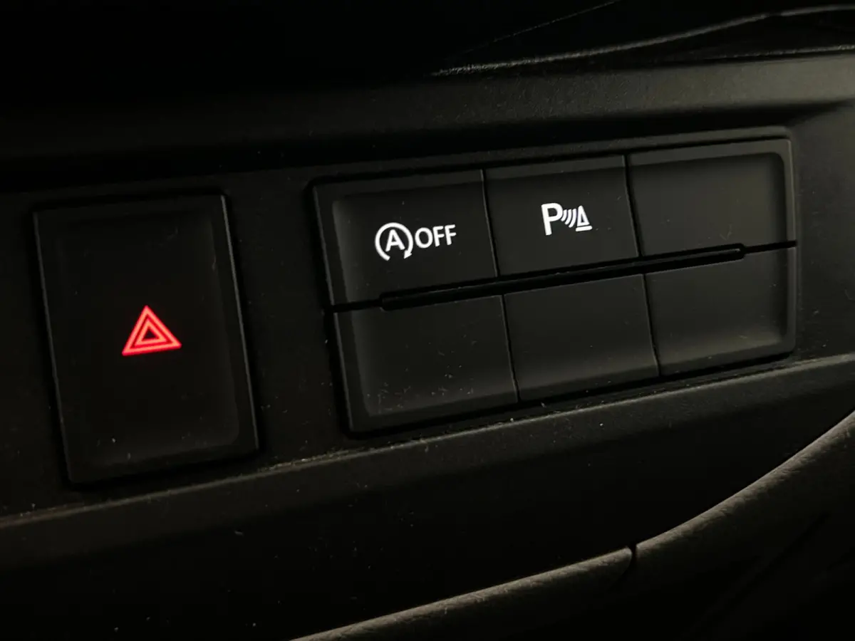 2.0 TDI Dub. Cabine / 5-pers / NL-auto / CarPlay