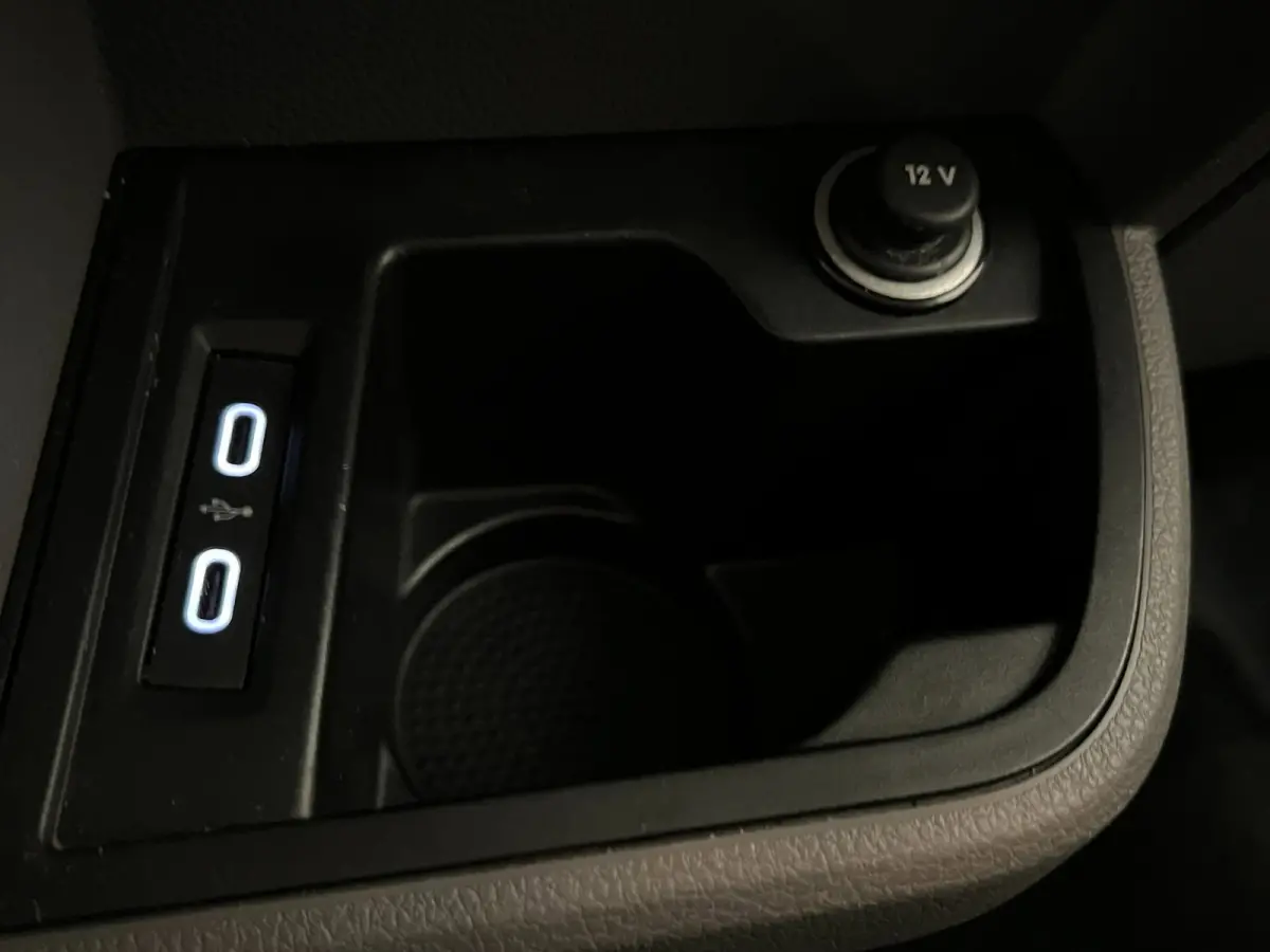 2.0 TDI Dub. Cabine / 5-pers / NL-auto / CarPlay
