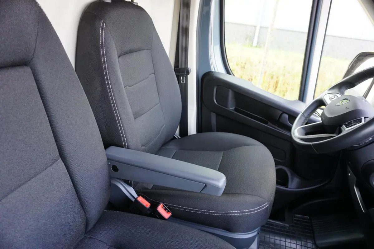 2.2 BlueHDi 180 L4H3 3.5t Zwaar Automaat |In Topstaat |1e eigenaar |Camera |Cruise |Stoelverwarming |Standkachel |2e airbag |180 pk |Airco |Keyless