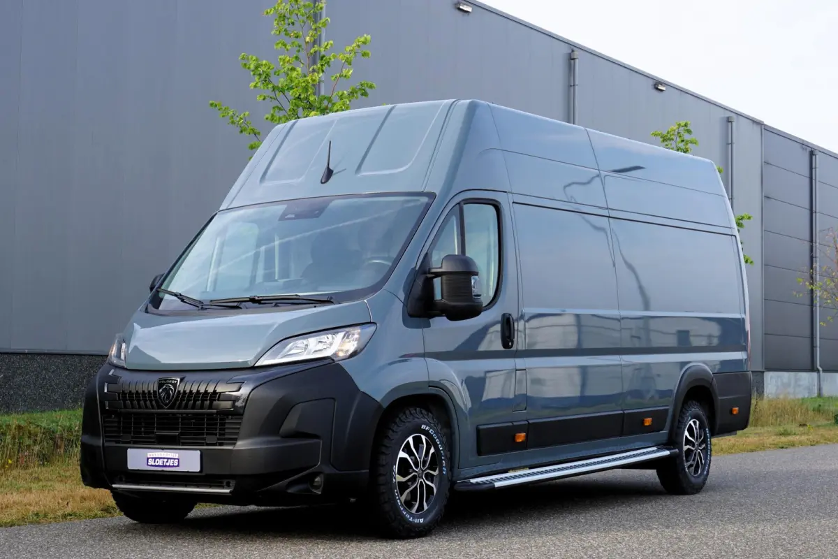 2.2 BlueHDi 180 L4H3 3.5t Zwaar Automaat |In Topstaat |1e eigenaar |Camera |Cruise |Stoelverwarming |Standkachel |2e airbag |180 pk |Airco |Keyless