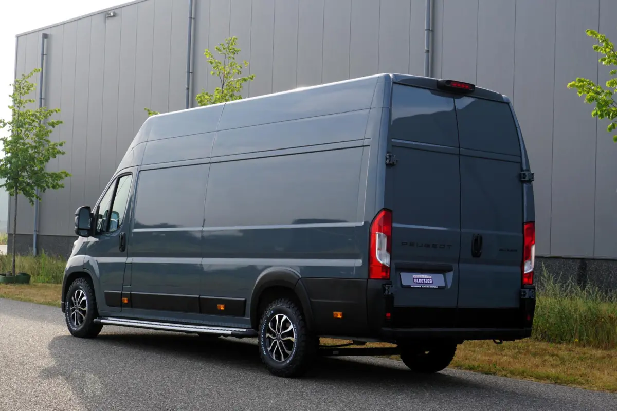 2.2 BlueHDi 180 L4H3 3.5t Zwaar Automaat |In Topstaat |1e eigenaar |Camera |Cruise |Stoelverwarming |Standkachel |2e airbag |180 pk |Airco |Keyless
