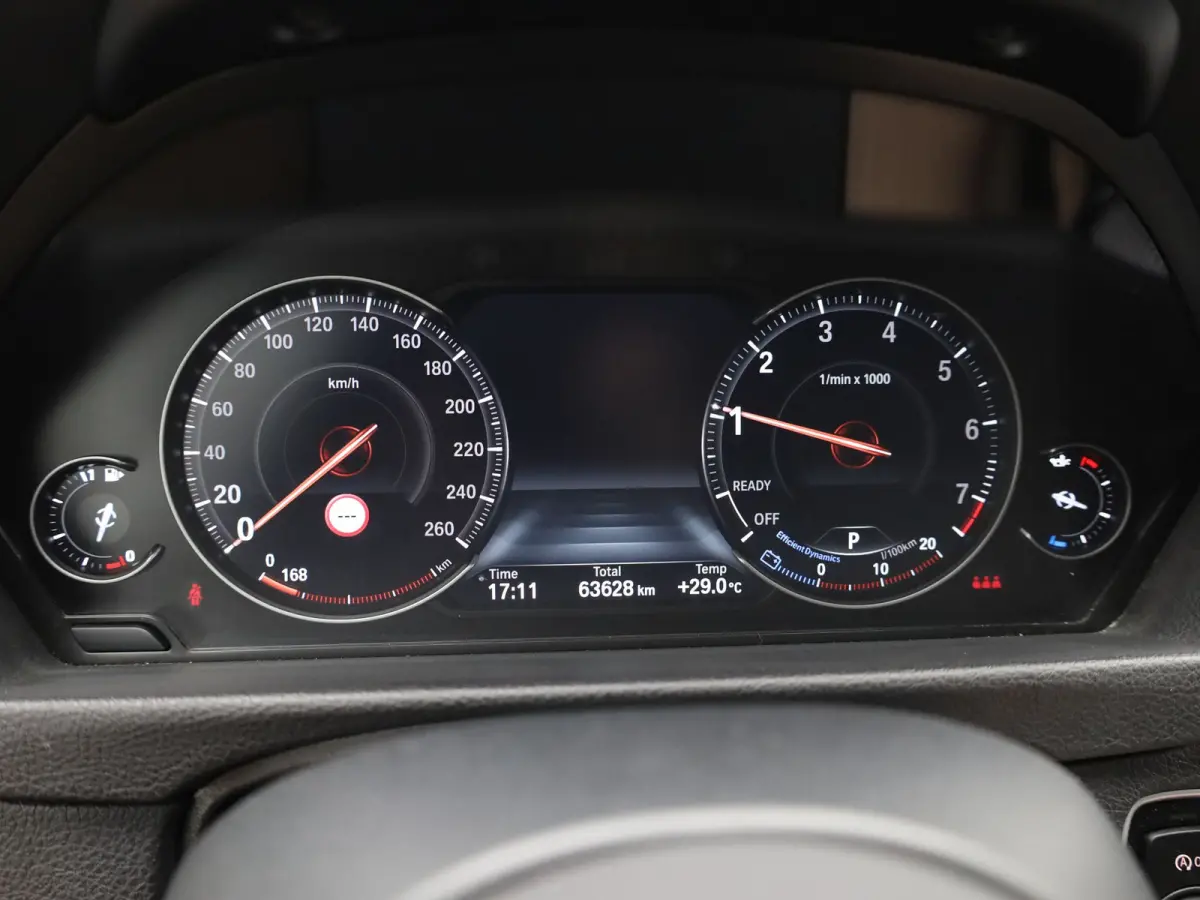 318i M Sport Edition | Head Up | Elk. A-klep | 19'' | Leder | Stoelverw. | Prijs Rijklaar!!