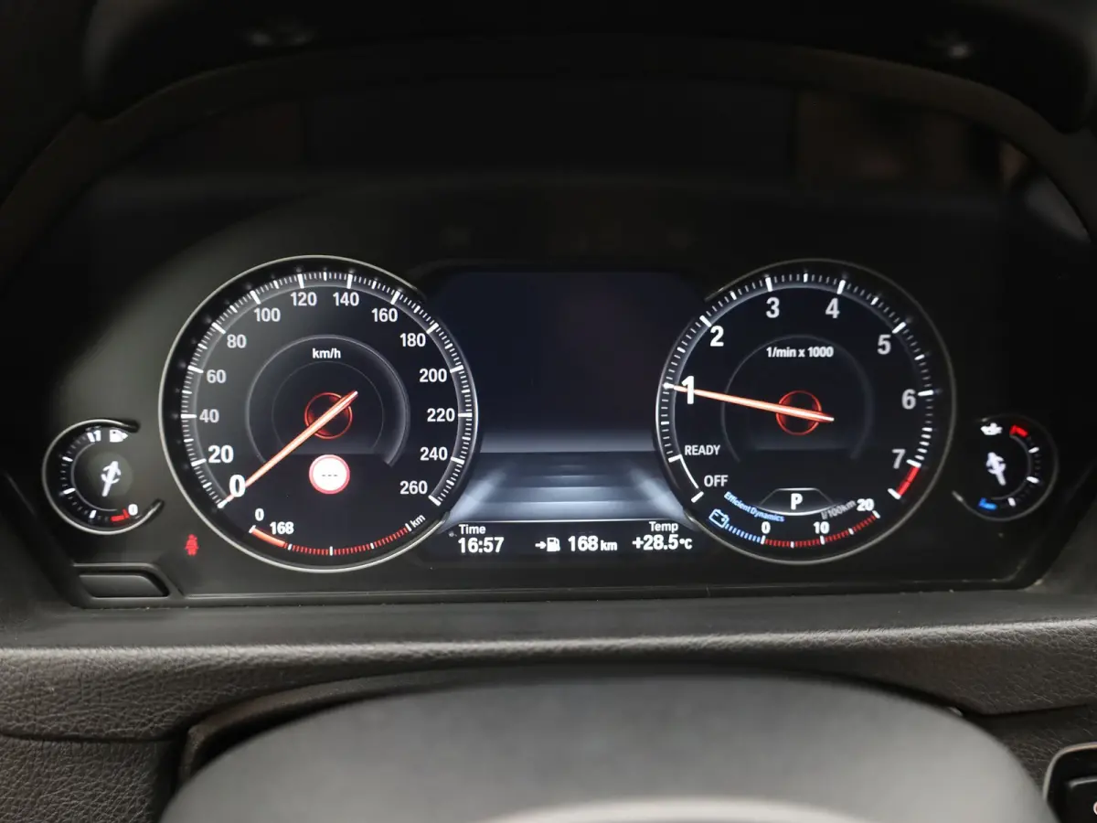 318i M Sport Edition | Head Up | Elk. A-klep | 19'' | Leder | Stoelverw. | Prijs Rijklaar!!