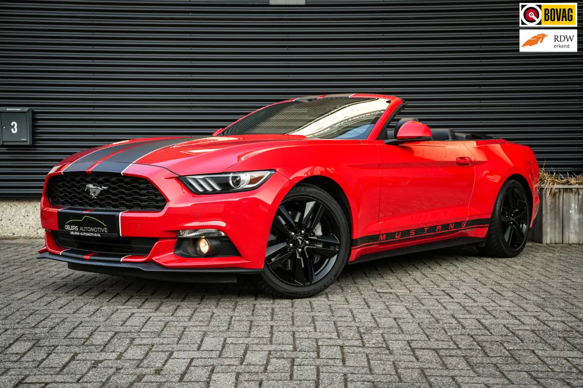 Ford Mustang Convertible 2017 Benzine Handgeschakeld leasen