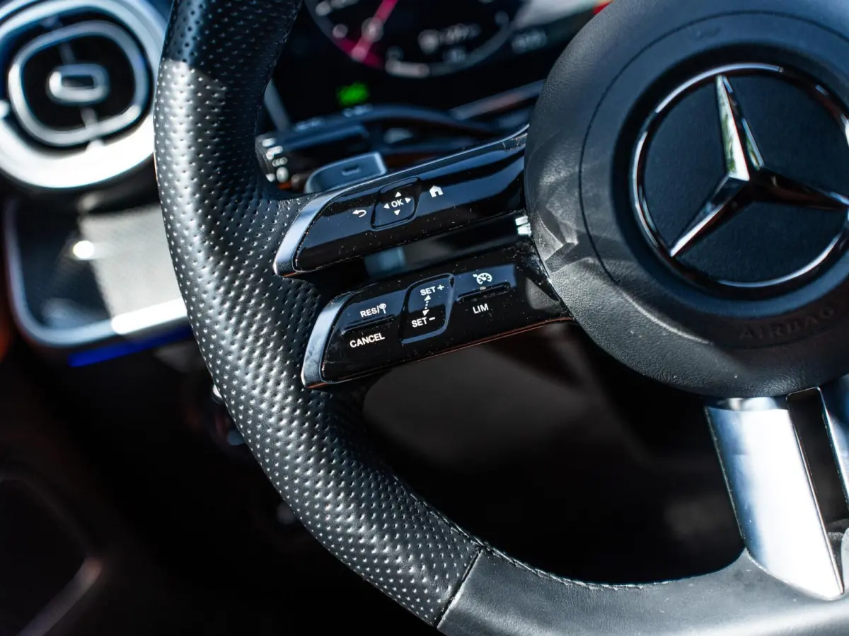 C300e AMG|PANO|CAMERA|SFEERV.|BURMESTER