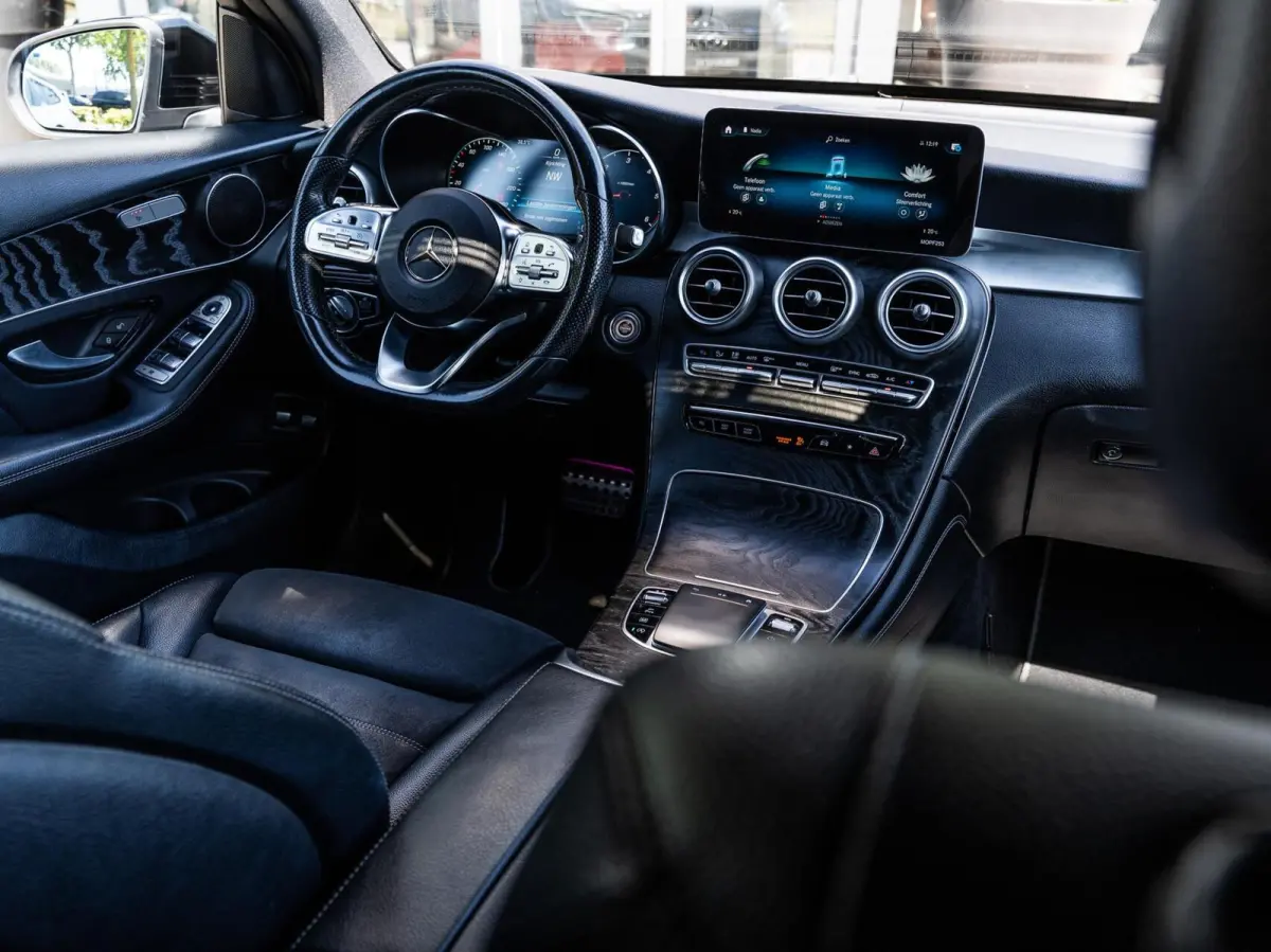 220d 4MATIC AMG|PANO|TREKHAAK|20''