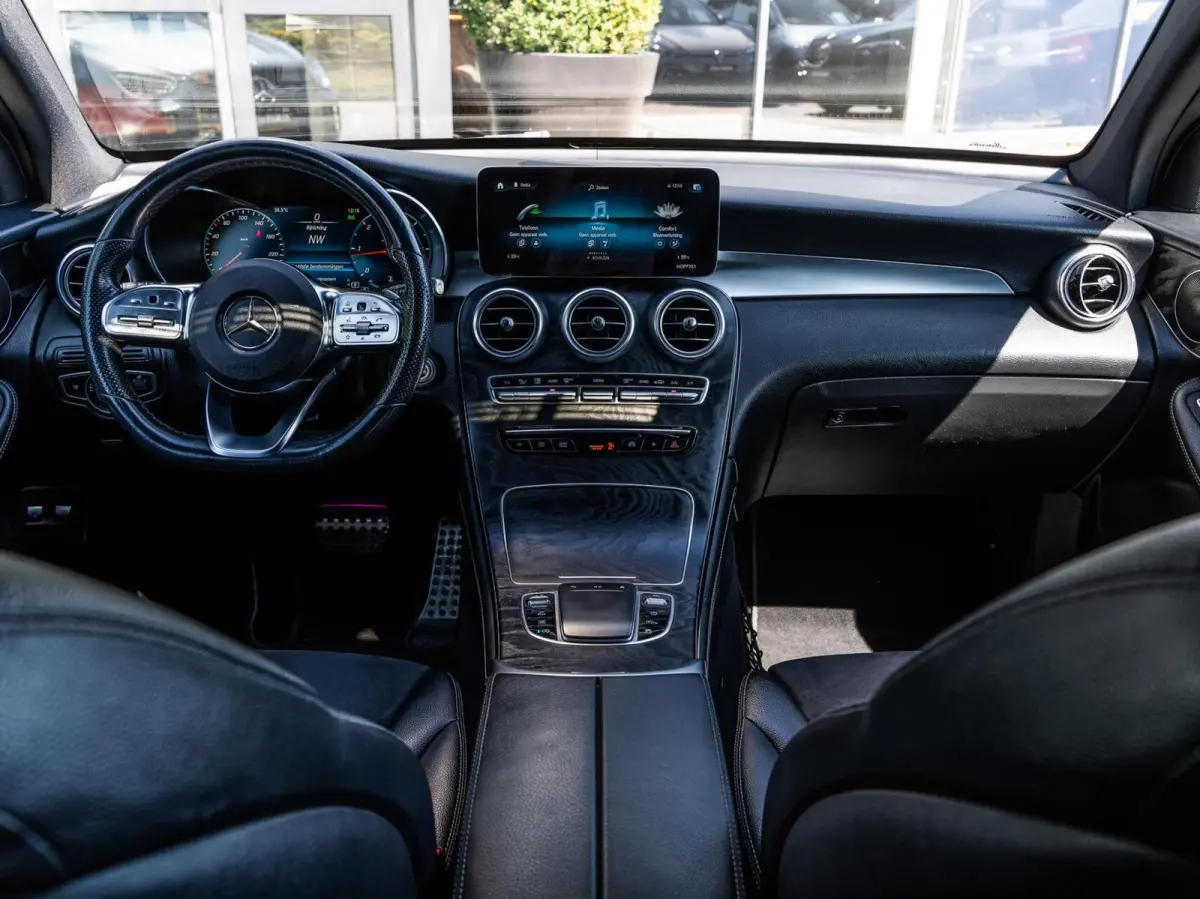 220d 4MATIC AMG|PANO|TREKHAAK|20''