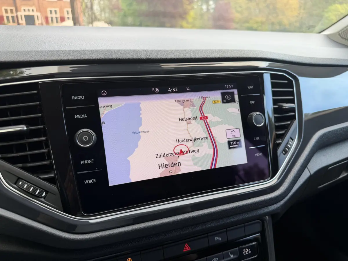 1.5 TSI Sport 150 PK DSG | Blind Spot | Digidash | Camera | Adaptive |