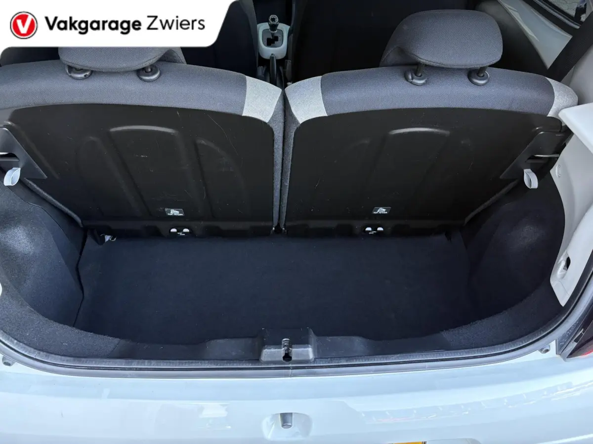 1.0 VTi Shine Automaat Airco Camera