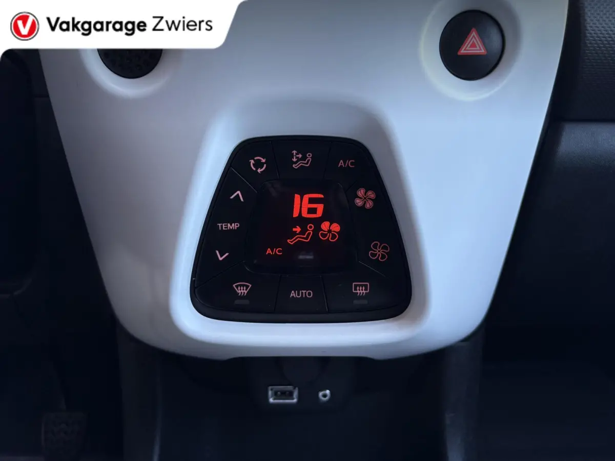 1.0 VTi Shine Automaat Airco Camera