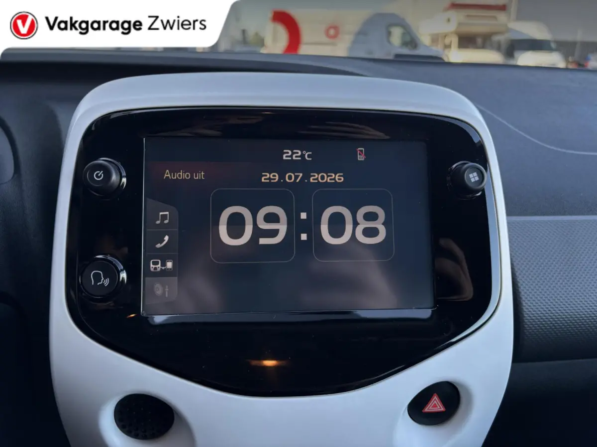 1.0 VTi Shine Automaat Airco Camera