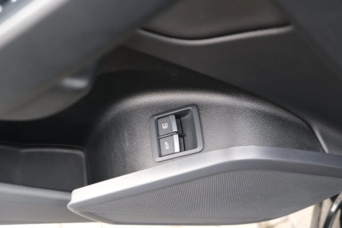 50 TFSI e Quattro 299PK S-line Leder Navi Led Pdc Cruise Keyless