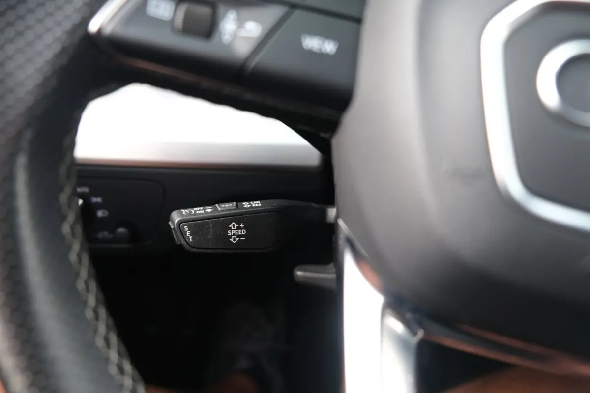 50 TFSI e Quattro 299PK S-line Leder Navi Led Pdc Cruise Keyless