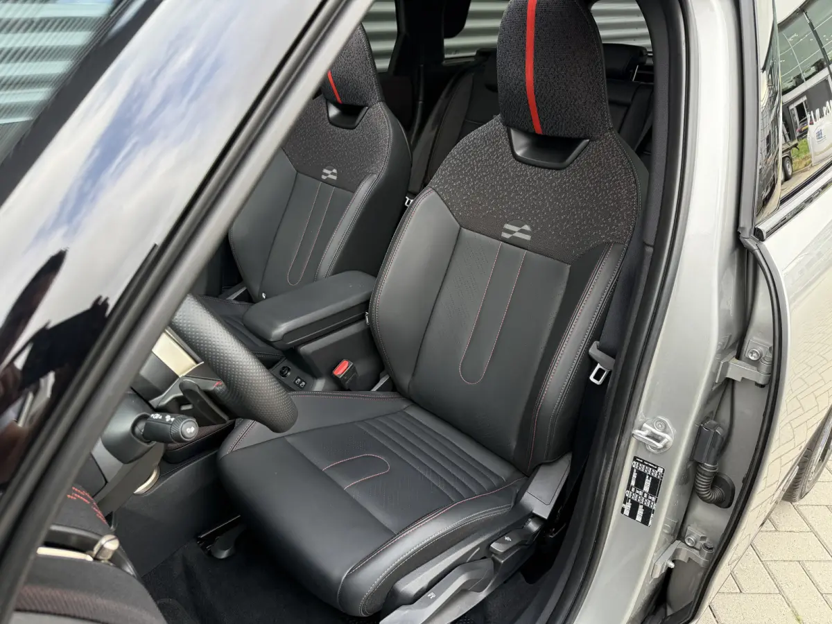 1.5 C John Cooper Works L Pano/H&K/Leder