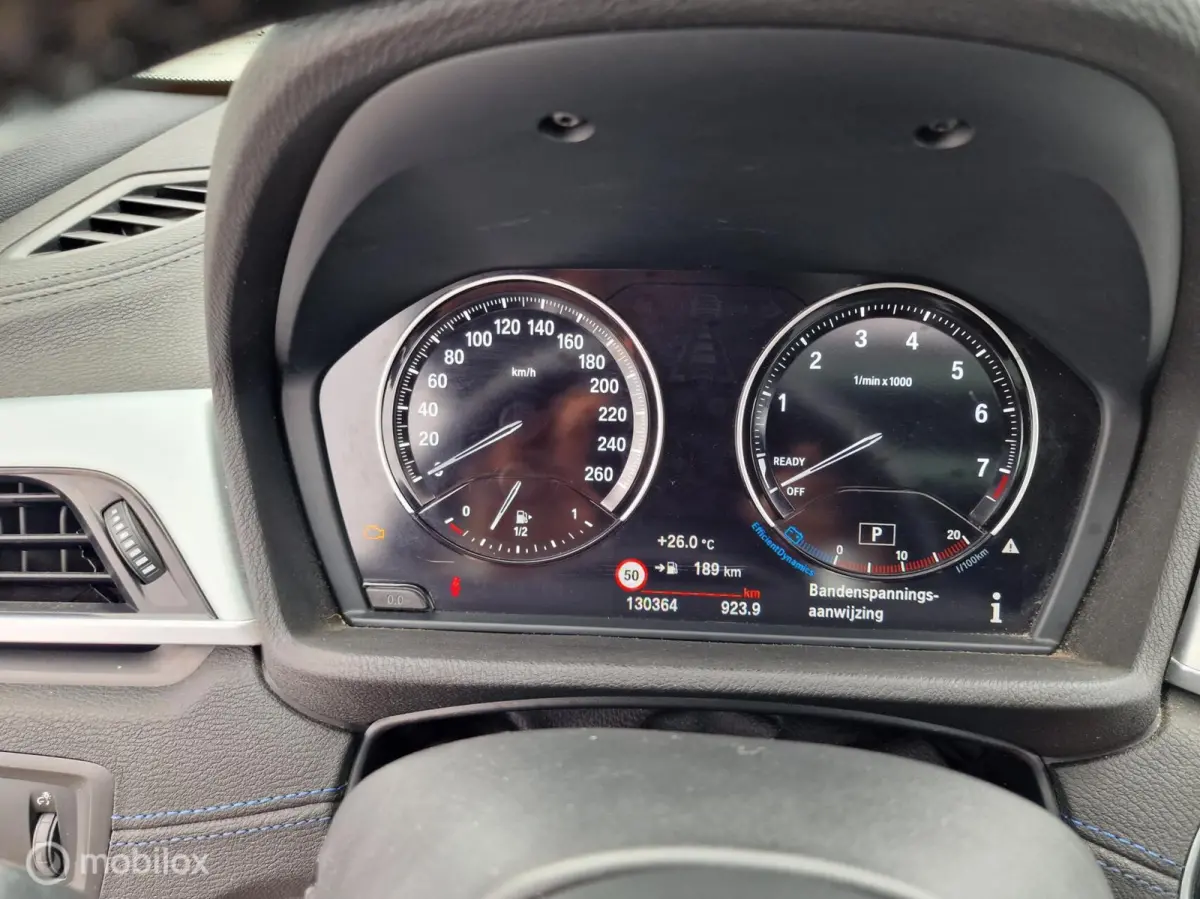 sDrive20i High Executive Edition Pano schuifdak Head-Up Alcantara Dealer onderhouden
